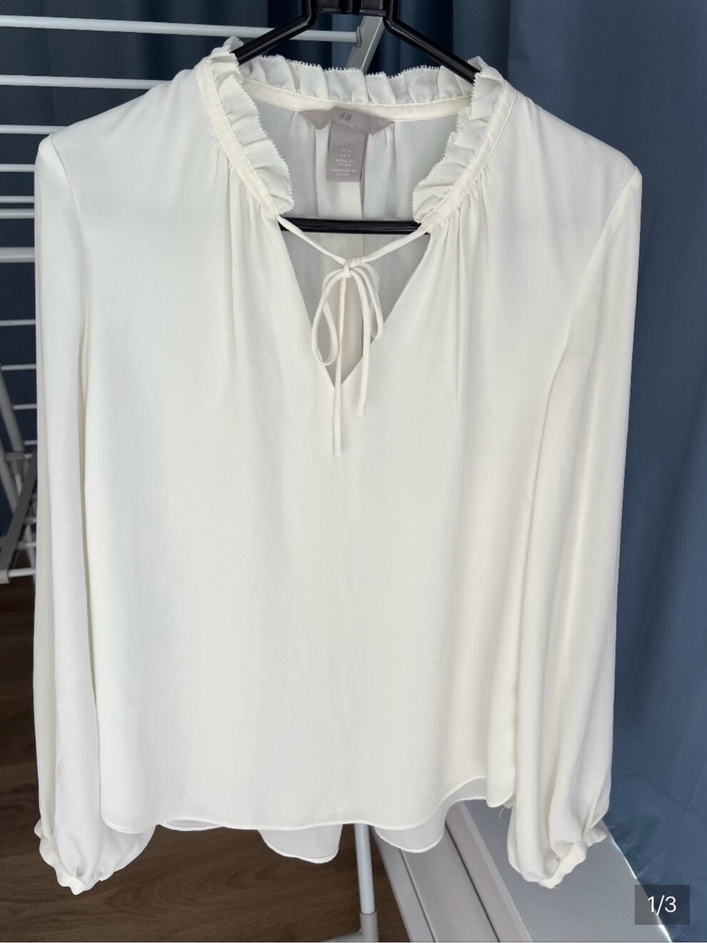 50%off❤️H&M Cream Ruffle-Neck Long Sleeve Blouse